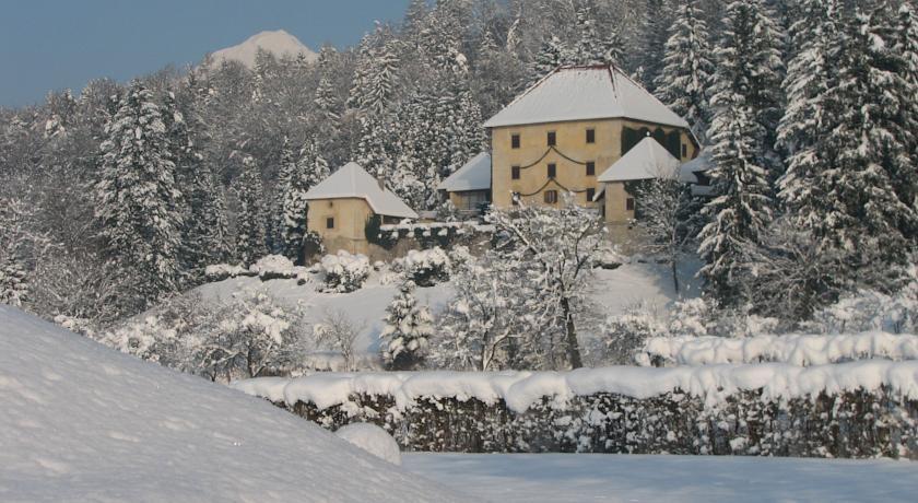 Grad Strmol Hotel Cerklje na Gorenjskem Kültér fotó